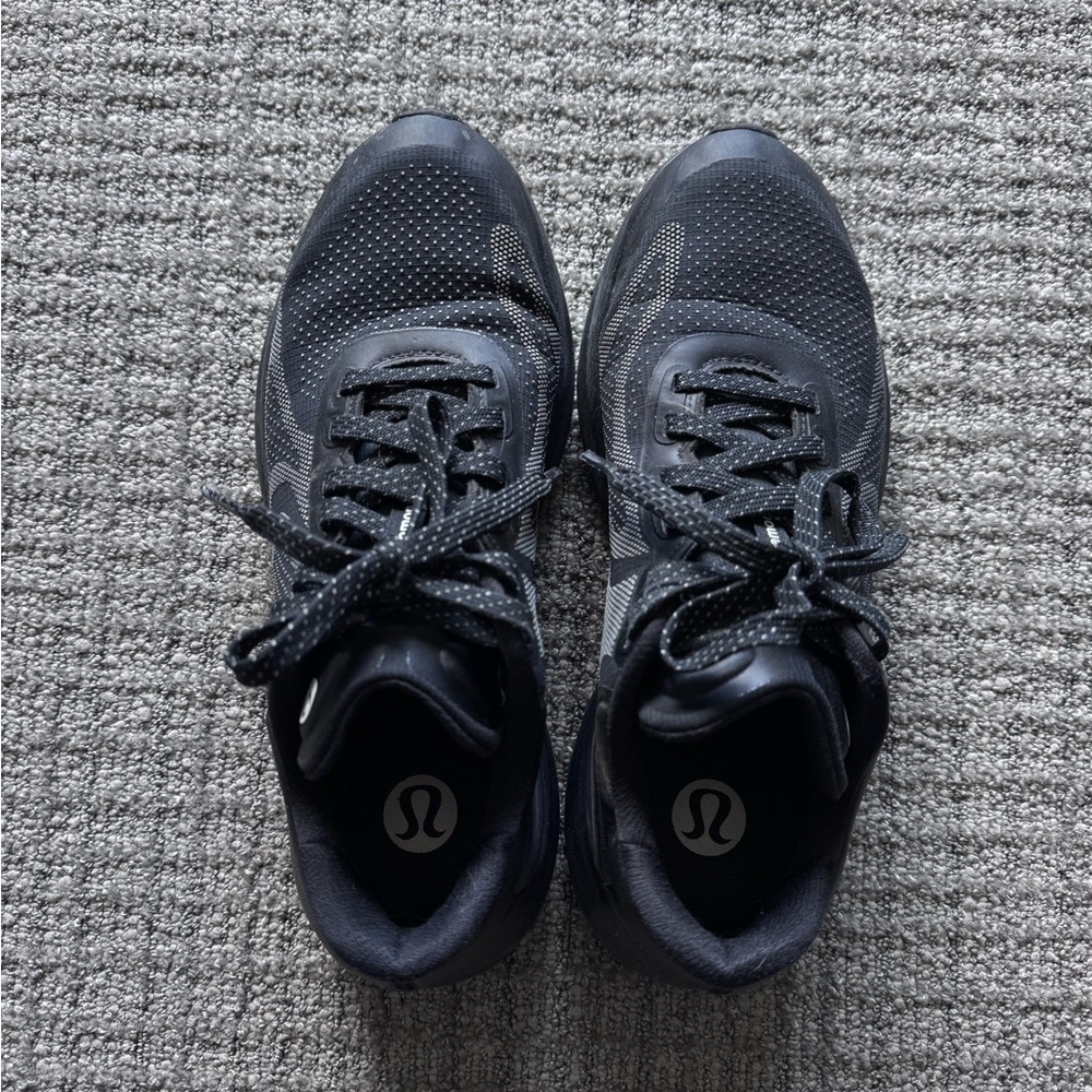 lululemon athletica Women’s  Black Beyondfeel Waterproof Running Shoes